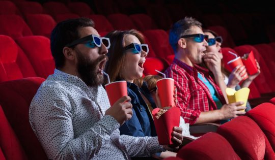 Why is Everybody OOHing About DOOH?
